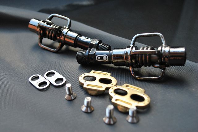 crank-brothers-egg-beater